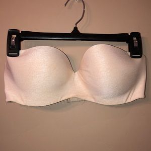 PINK Strapless light lift bra